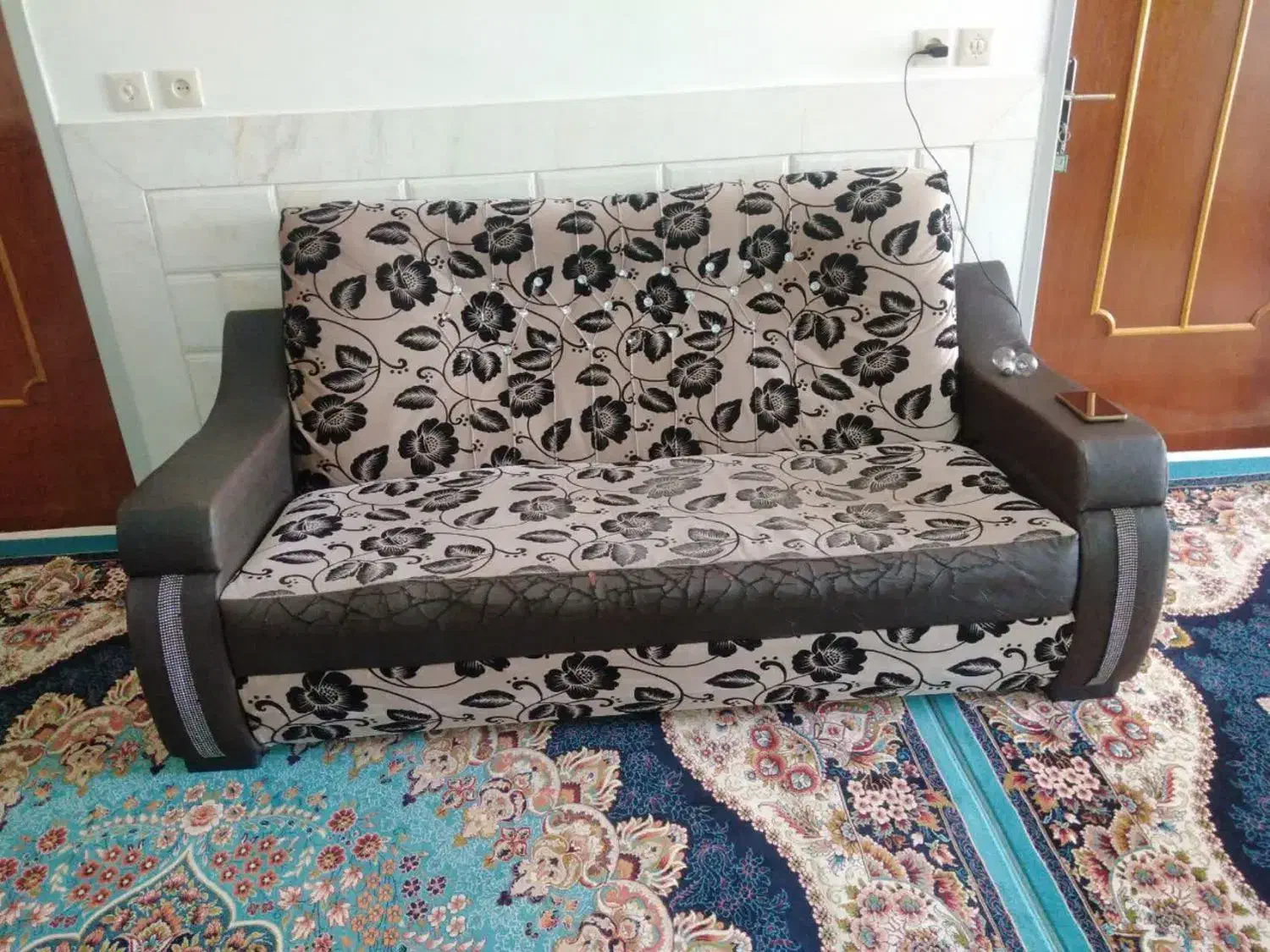 مبل راحتی ۷ نفره|مبلمان خانگی و میز عسلی|کرمان, |دیوار