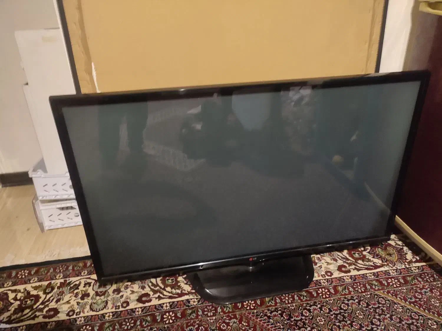 تلویزیون ۵۵ اینچ ال جی|تلویزیون و پروژکتور|فارسان, |دیوار