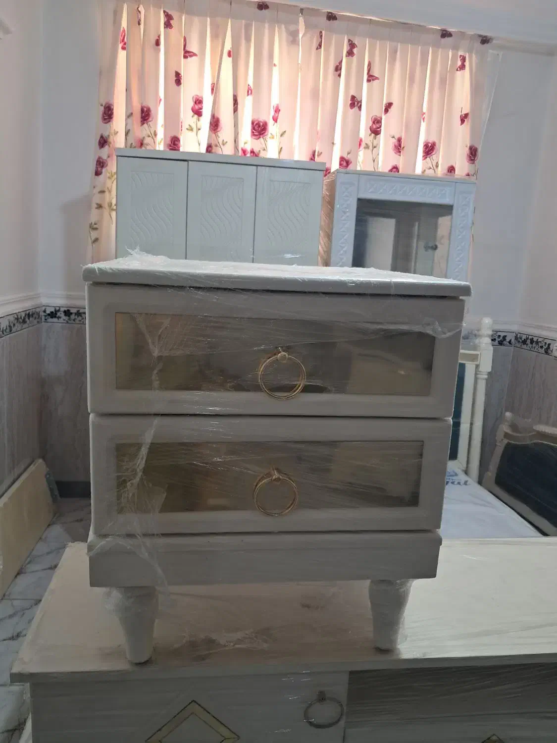 تعدادی از وسایل خانگی همه وسایل نو هستن|ماشین لباسشویی و خشککن لباس|همدان, |دیوار