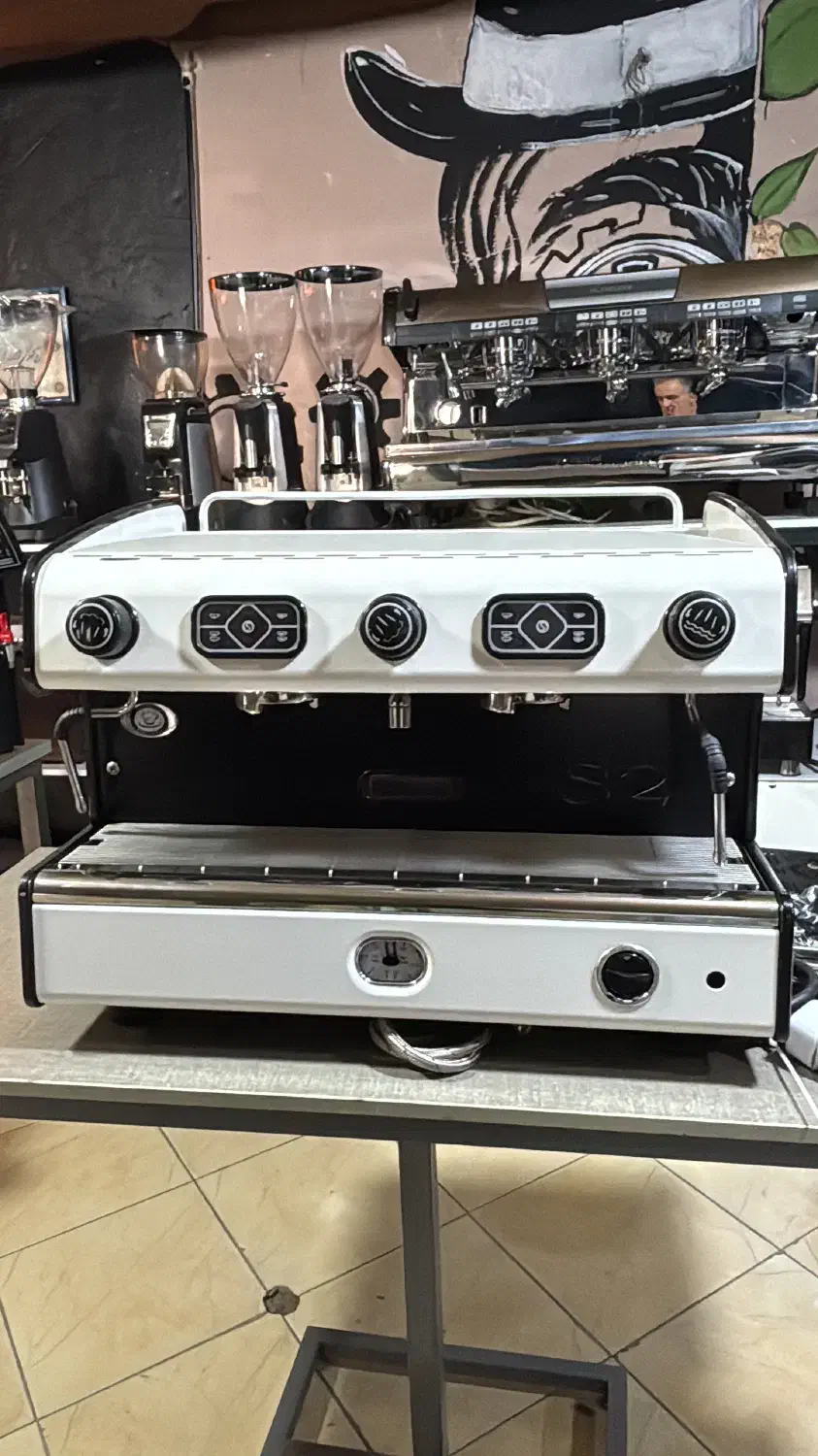 فروشنده و خریدار کلیه تجهیزات کافه و‌رستوران|کافی‌شاپ و رستوران|فردیس, فرامرزیه|دیوار