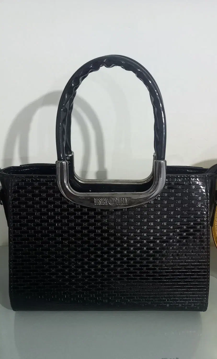 کیف دستی|کیف، کفش، کمربند|رزن, |دیوار