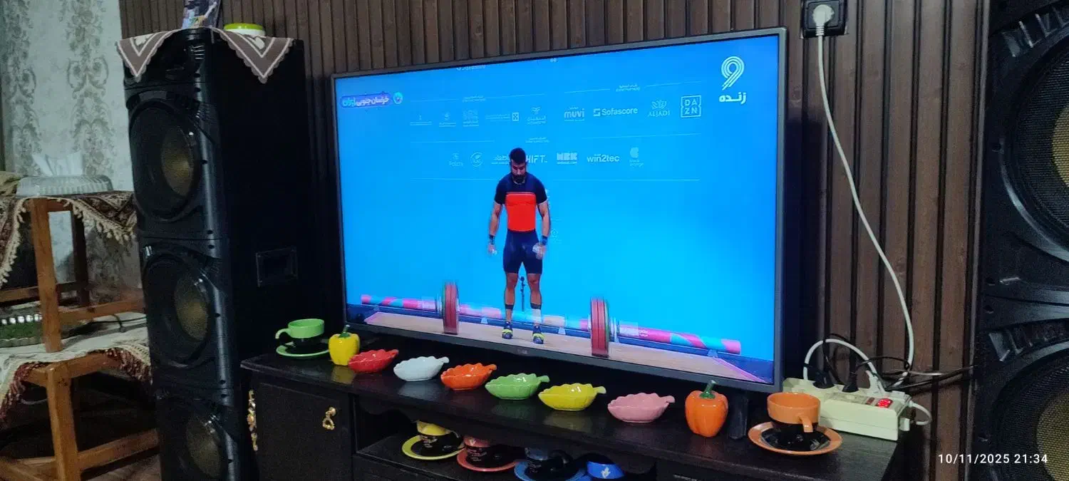 تلویزیون 47اینچ LG|تلویزیون و پروژکتور|رودسر, |دیوار