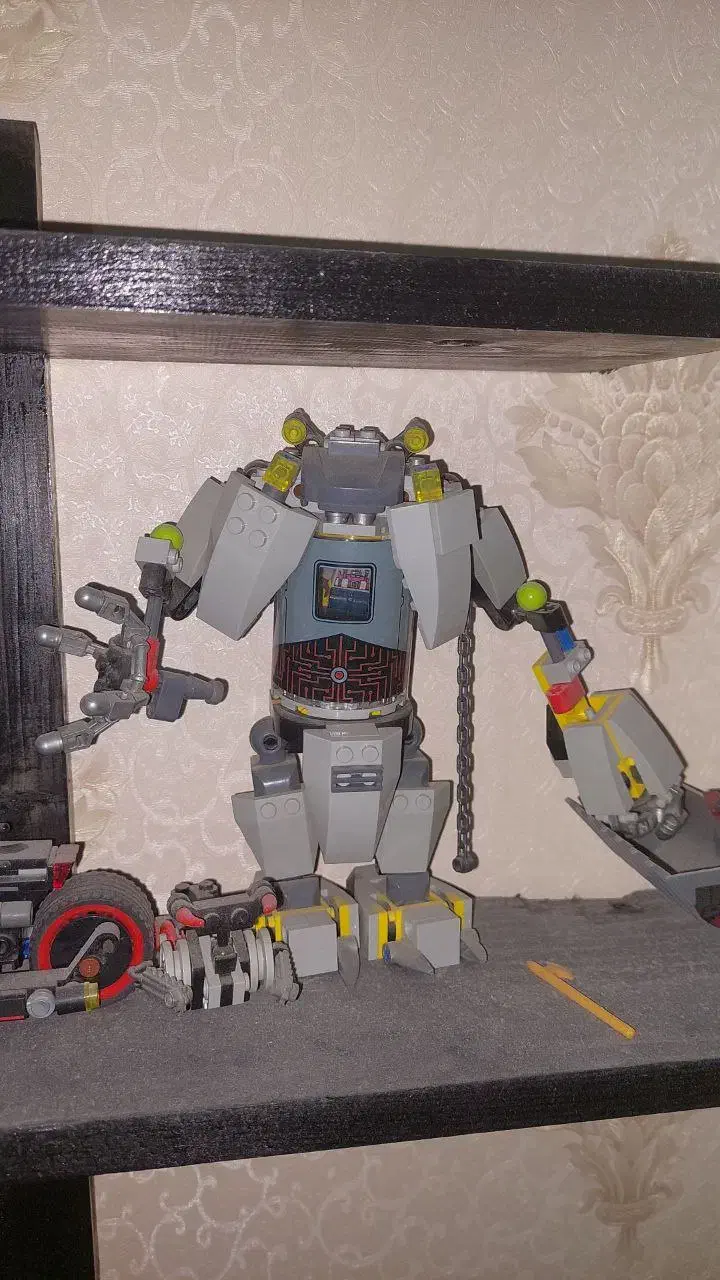 لگو بدون جعبه|اسباب‌‌بازی|رشت, فلسطین|دیوار