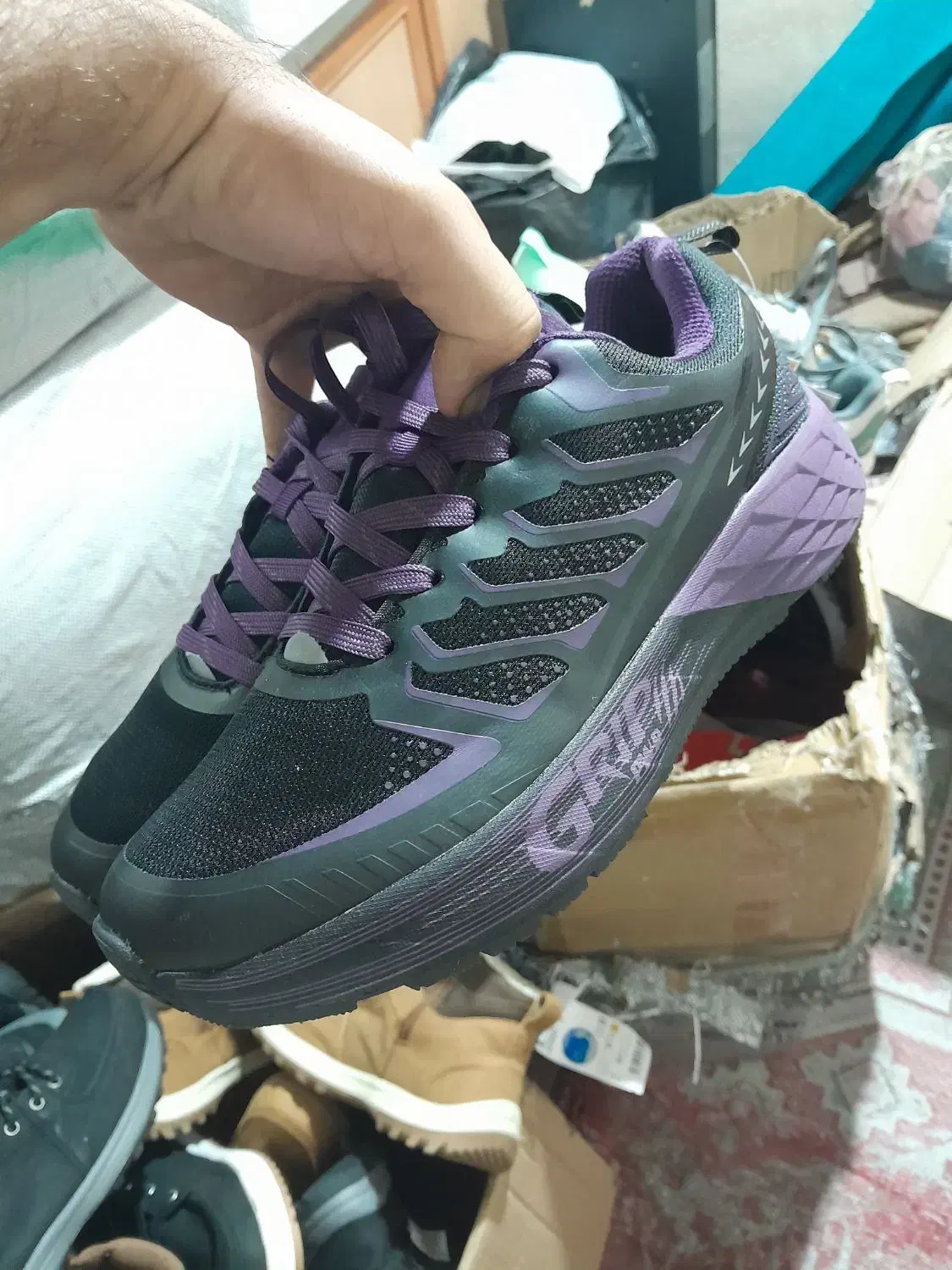 کتونی و بوت اورجینال آلمانی فقط عمده|کیف، کفش، کمربند|بندر گناوه, |دیوار