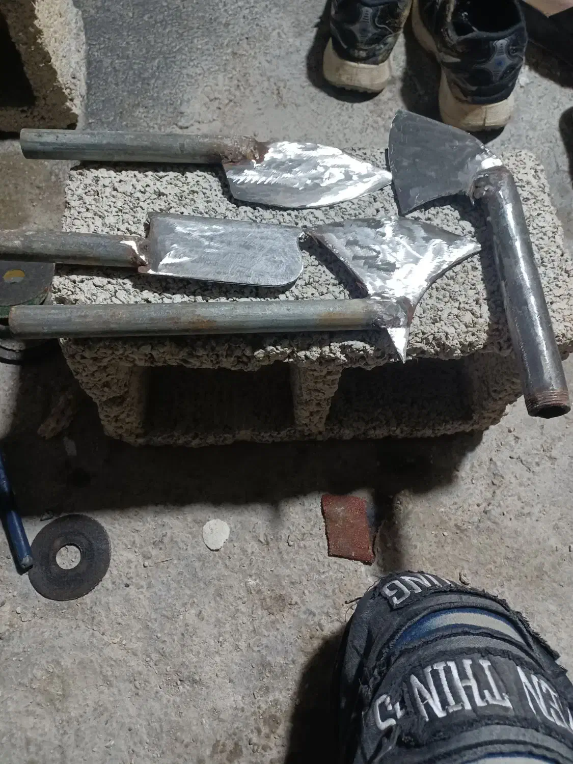 تبر|ابزارآلات|شبانکاره, |دیوار