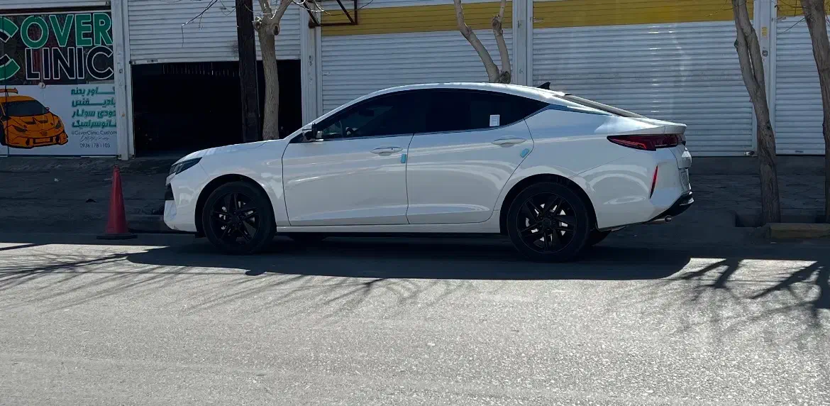 KMC j7|خودرو سواری و وانت|سیرجان, |دیوار