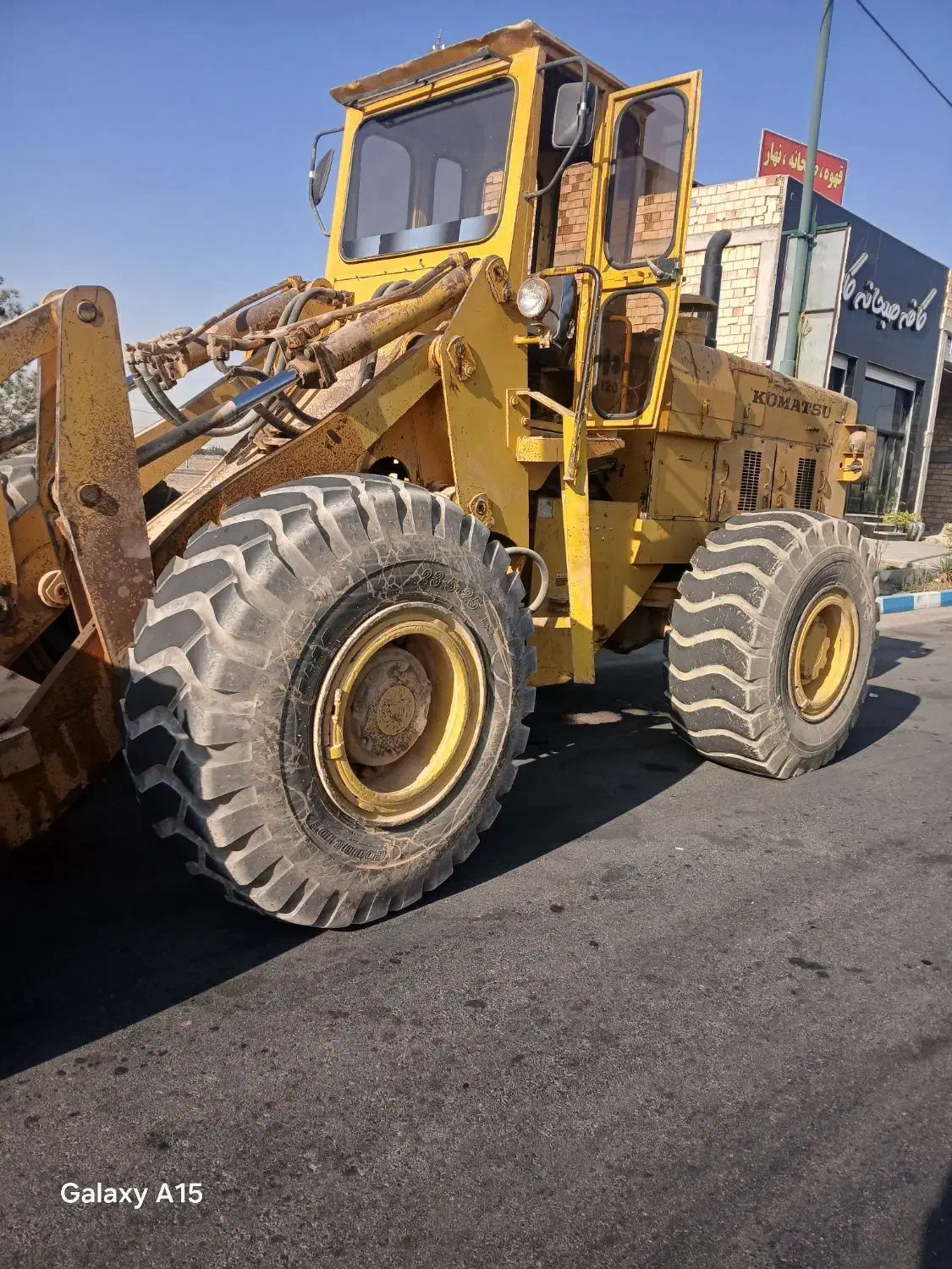 لودر کوماتسو ۱۲۰ اجاره ای روزانه ماهیانه|خدمات حمل و نقل|سمنان, |دیوار