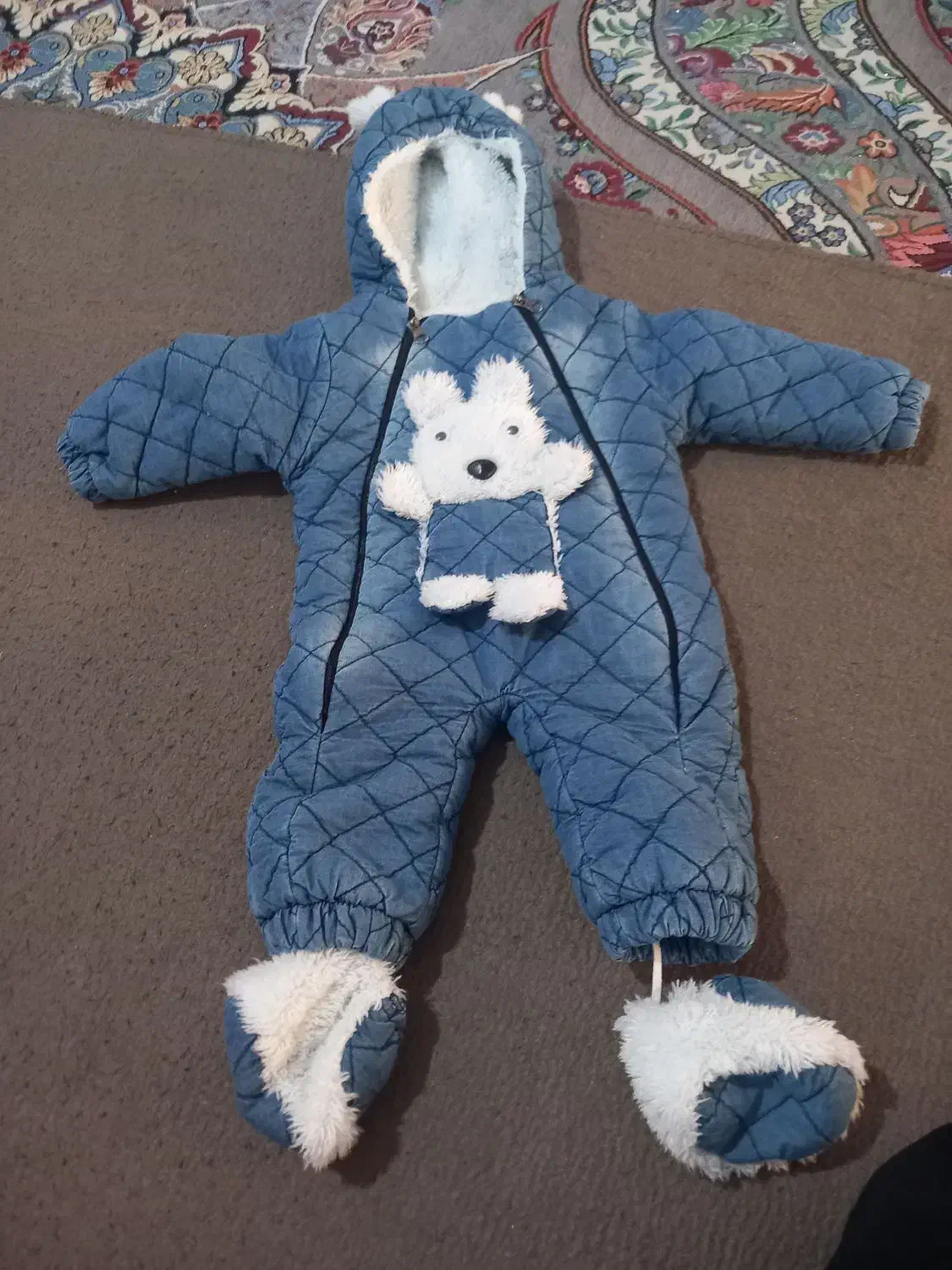 سرهمی|کفش و لباس بچه|کنگاور, |دیوار