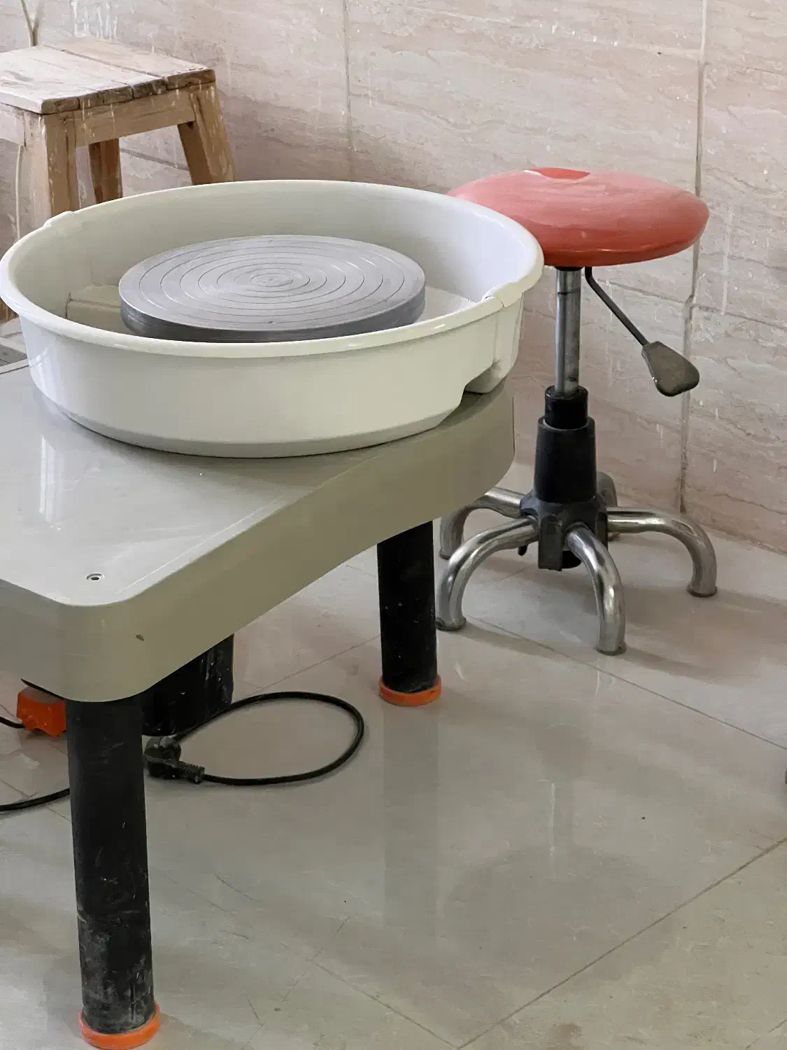 چرخ سفالگری  همراه با صندلی مدل p150|ابزارآلات|تهران, چیتگر جنوبی|دیوار