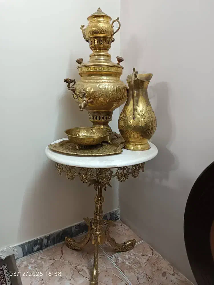 میز و سماور برنج|سماور، چایساز، قهوهساز|تهران, مسعودیه|دیوار