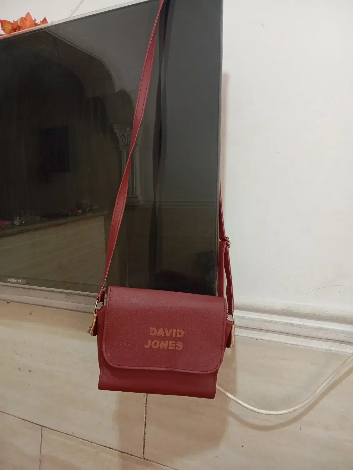 تعدادی کیف زنانه|کیف، کفش، کمربند|شیراز, شیخ علی چوپان|دیوار