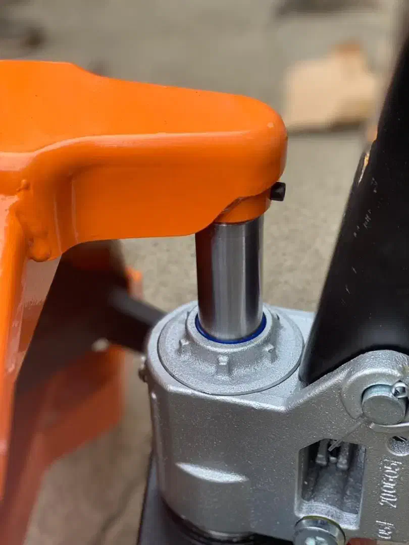 جک پالت دستی مگالیفت|ماشینآلات صنعتی|تهران, هلال احمر|دیوار