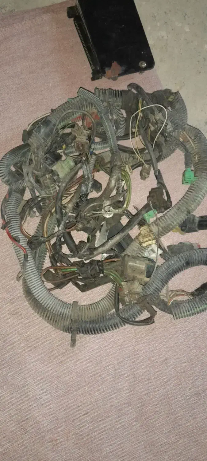 سیم کشی کامپیوتر elx1800|قطعات یدکی و لوازم جانبی|زهک, |دیوار