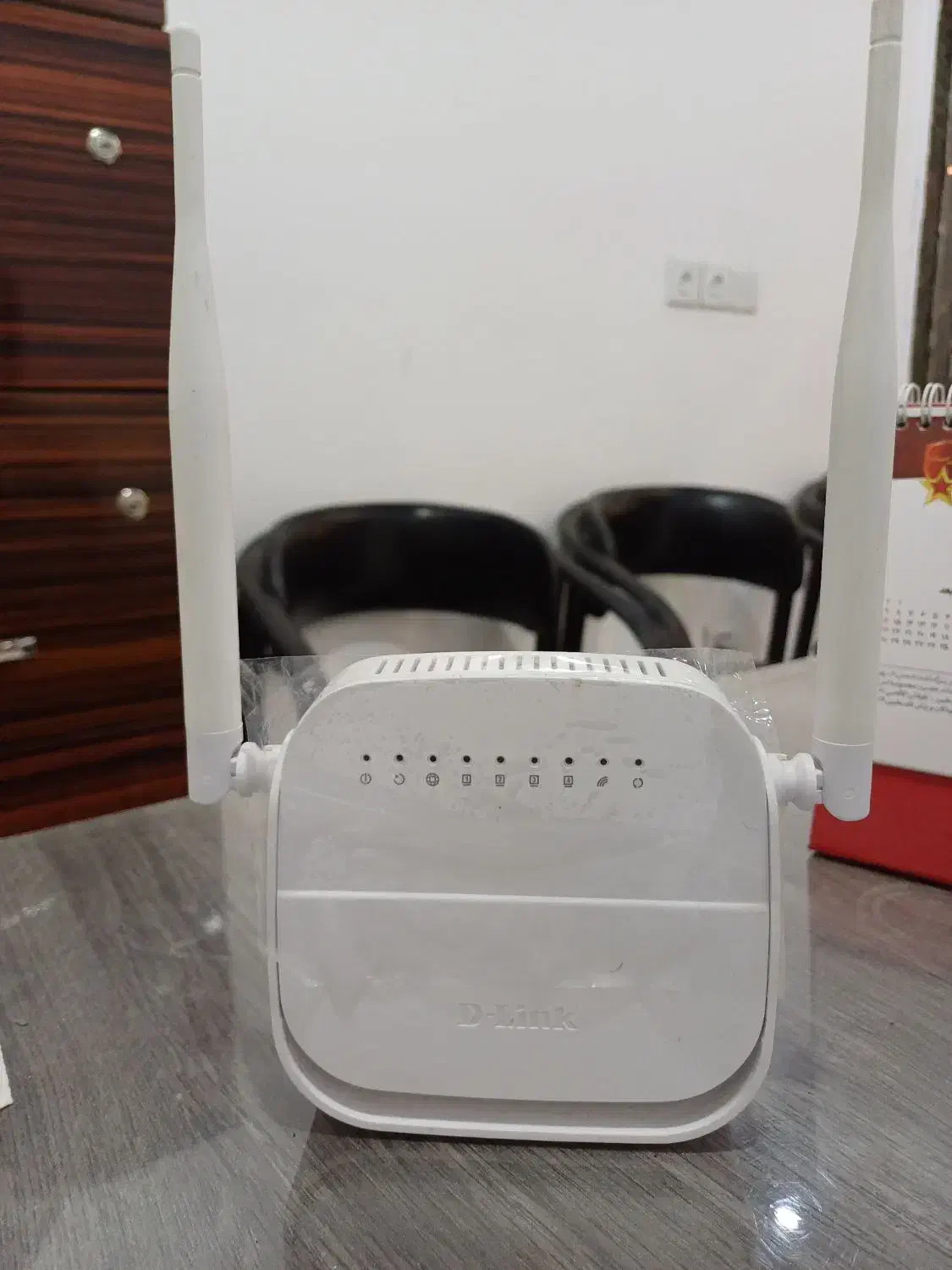 مودم دی لینک ۱۲۴|مودم و تجهیزات شبکه|کاشان, میدان کهنه|دیوار