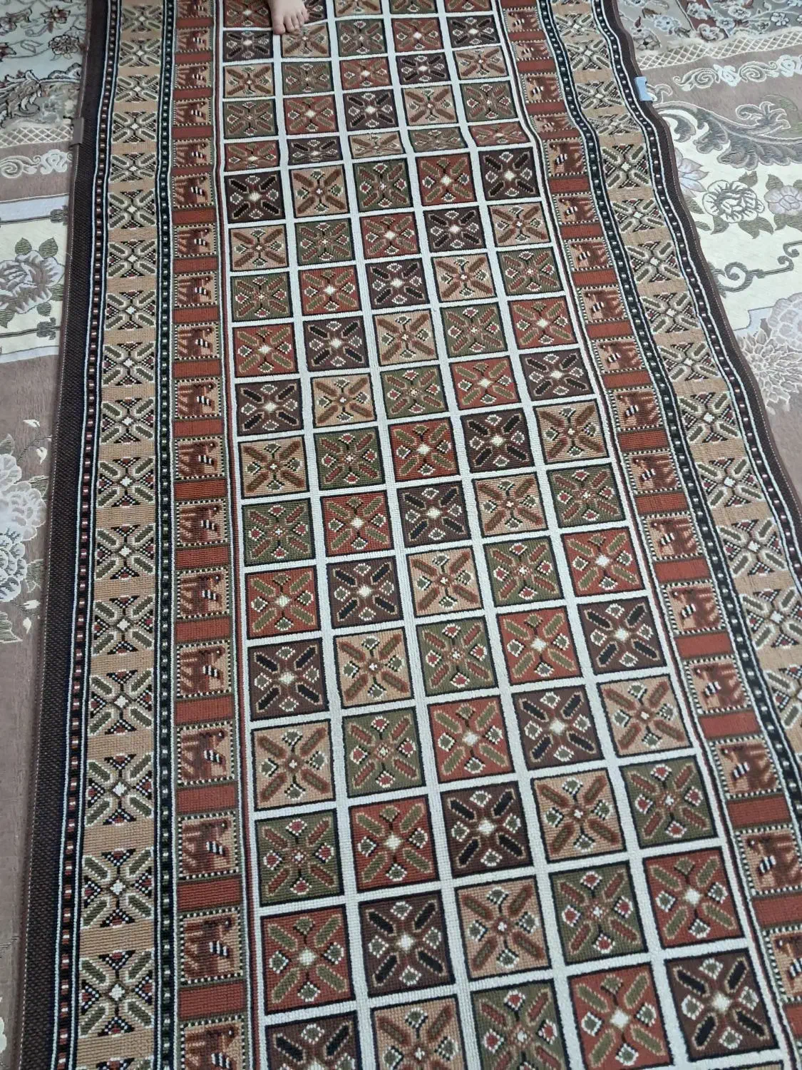 گلیم پله|گلیم، جاجیم، گبه|بیرجند, |دیوار