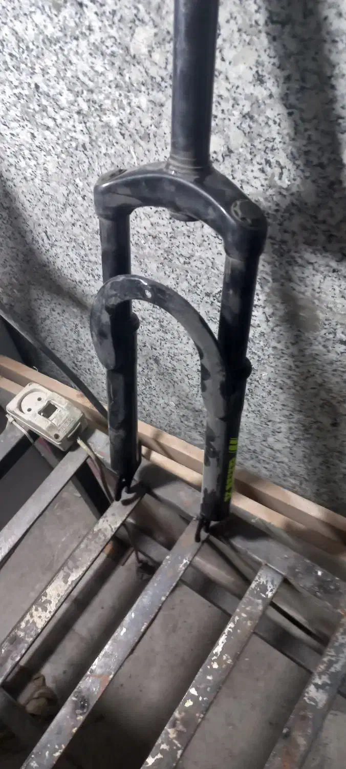 دوشاخ دوچرخه۲۴ زوم|دوچرخه، اسکیت، اسکوتر|قم, انسجام|دیوار