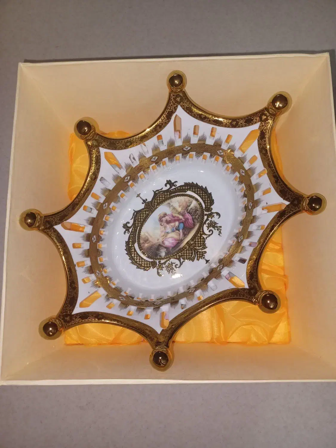 آجیل خوری گل برجسته آنتیک نو نو|ظروف سرو و پذیرایی|تهران, شیوا|دیوار