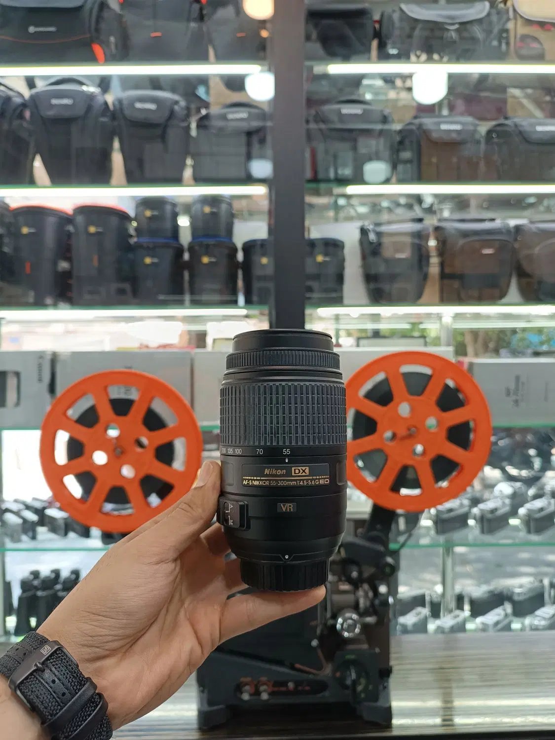 Lens 55-300 vr Nikon|دوربین عکاسی و فیلم‌برداری|تهران, پامنار|دیوار