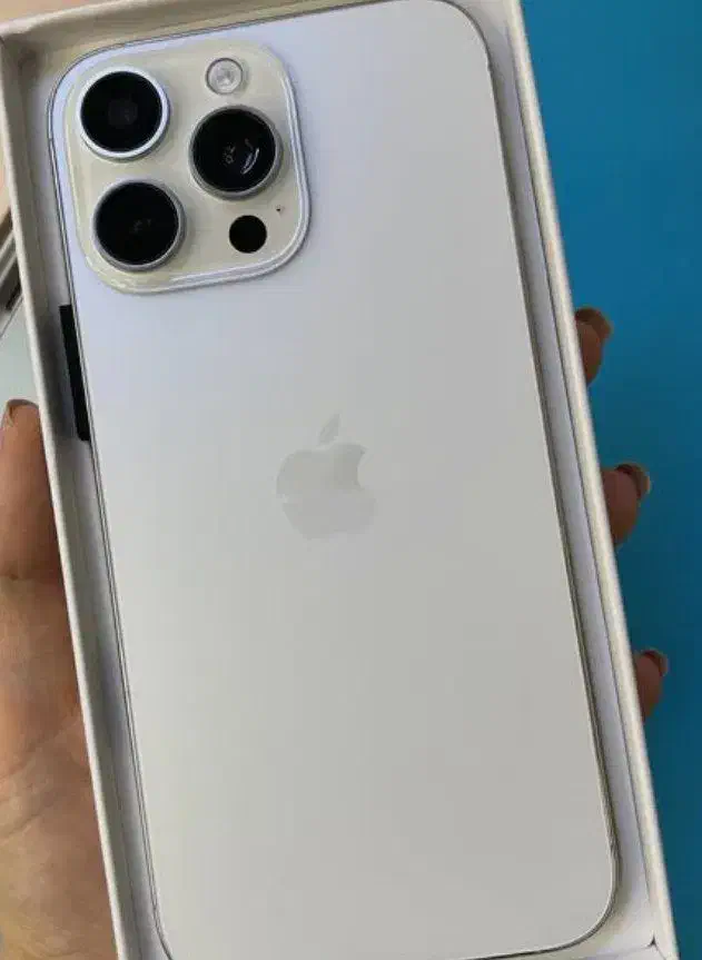 فروش فوری آیفون 16پرومکس فولکپی درجه یک|موبایل|شهرکرد, |دیوار