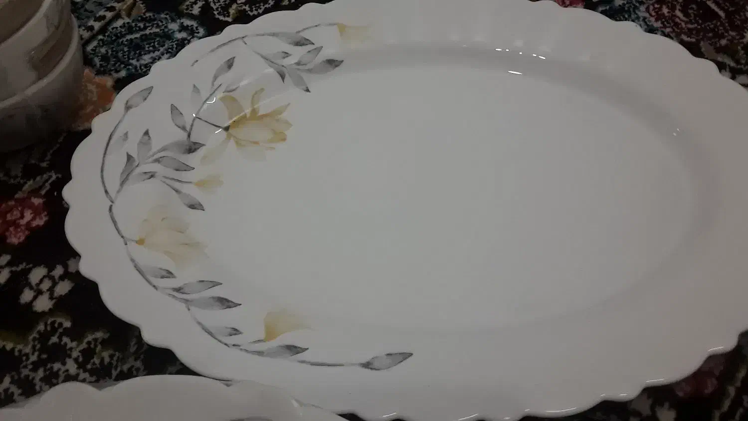 سرویس بشقاب|ظروف سرو و پذیرایی|بیرجند, |دیوار