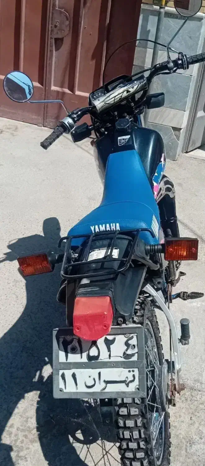 گمشده سرقت یاماها دی تی ۱۲۵ با کارت موتور|اشیا|اصفهان, بوستان ناژوان|دیوار