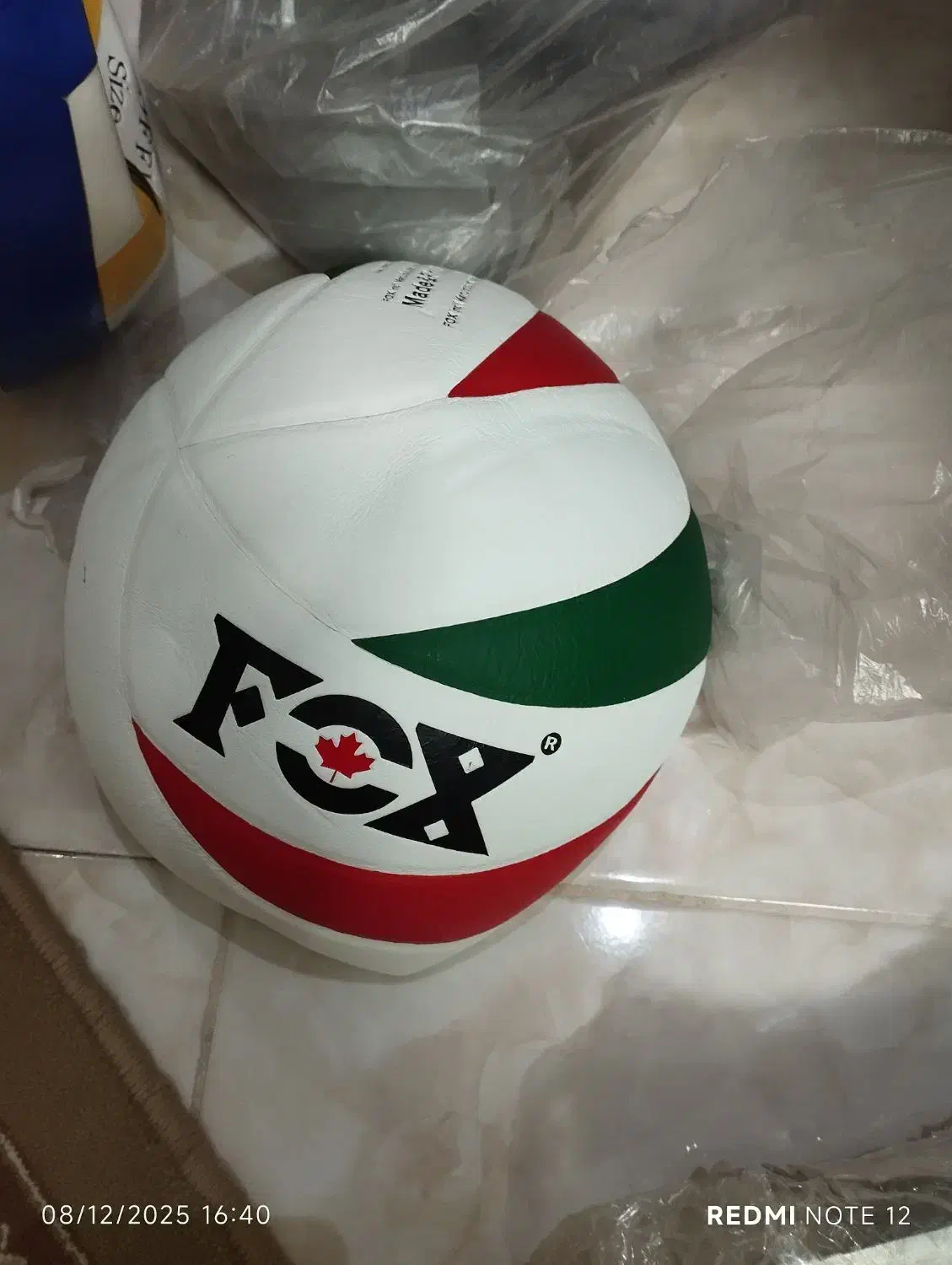 توپ والیبال فوکس اصلی|تجهیزات ورزشی|ری, سیزده آبان|دیوار