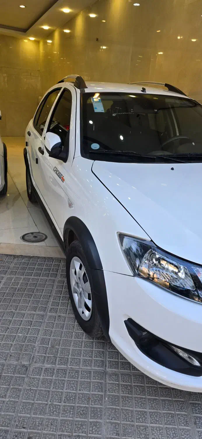 کوییک ۴۰۲ اقساط معاوضه|خودرو سواری و وانت|اصفهان, پوریای ولی|دیوار