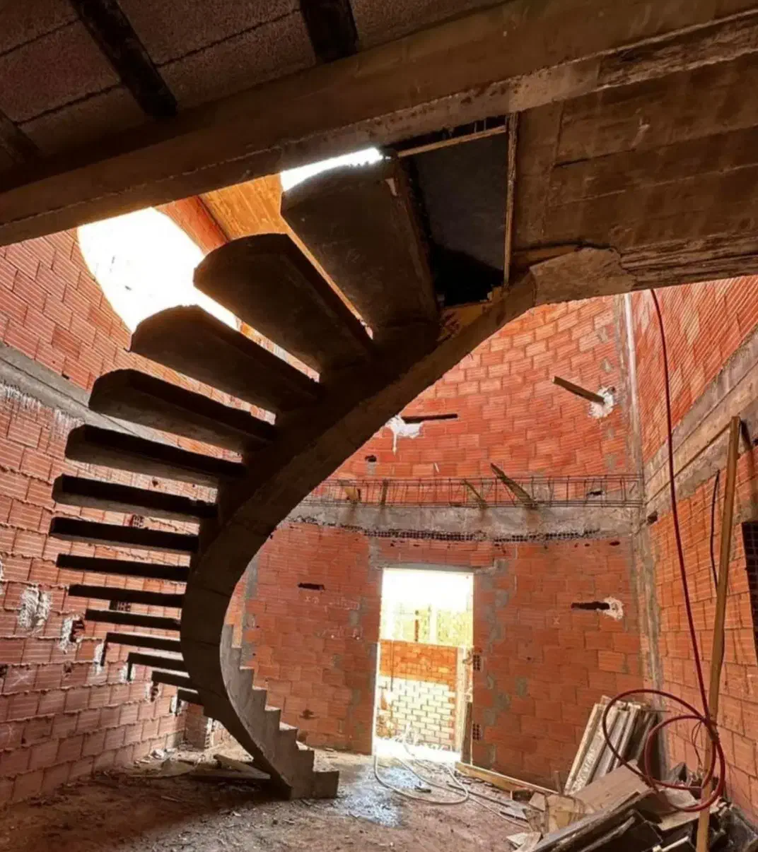 پله گرد بتنی|خدمات پیشه و مهارت|اطاقور, |دیوار