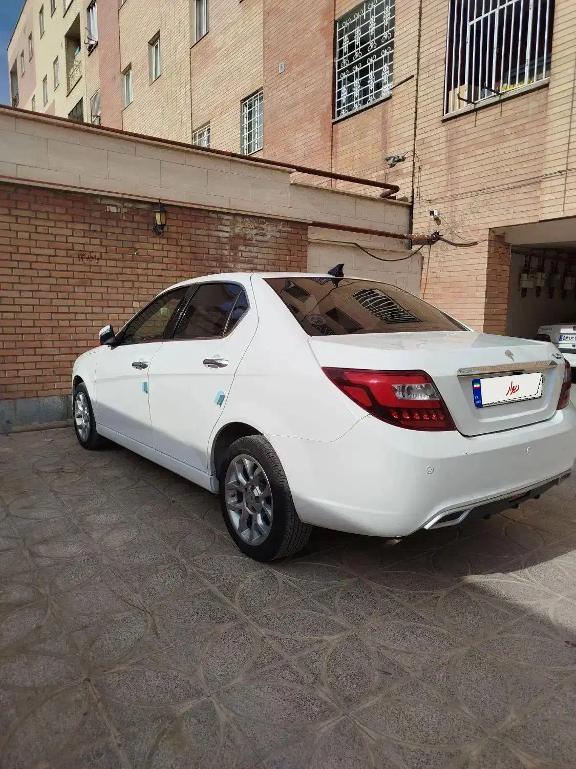 دنا پلاس توربو دنده ای|خودرو سواری و وانت|خرم‌آباد, |دیوار