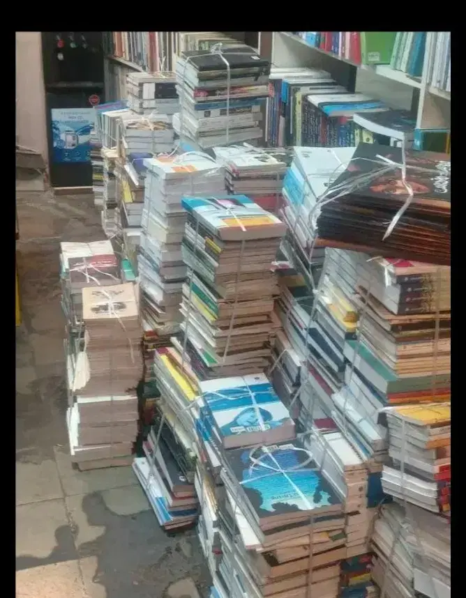 مرکز خرید کتاب دفتر مجله روزنامه فاکتور وغیر|مجلات|کرمانشاه, |دیوار