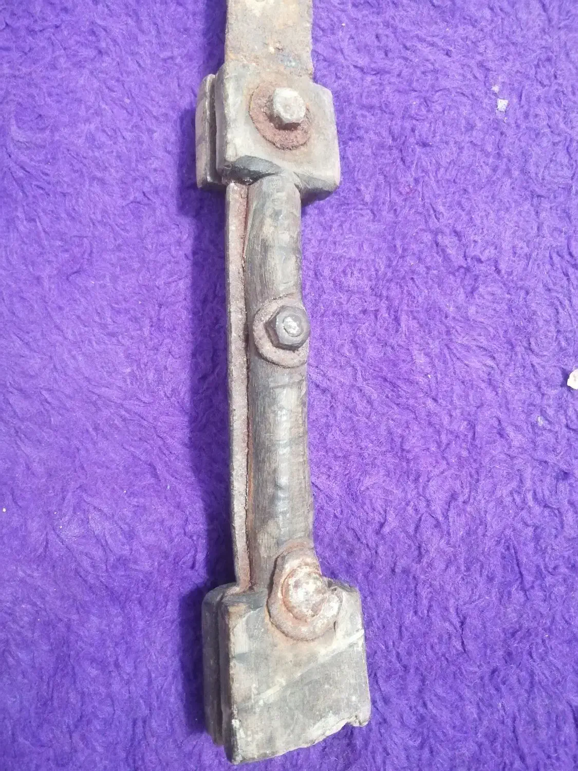 شمشیر قدیمی|کلکسیون اشیاء عتیقه|نجفآباد, حومه نجف آباد|دیوار