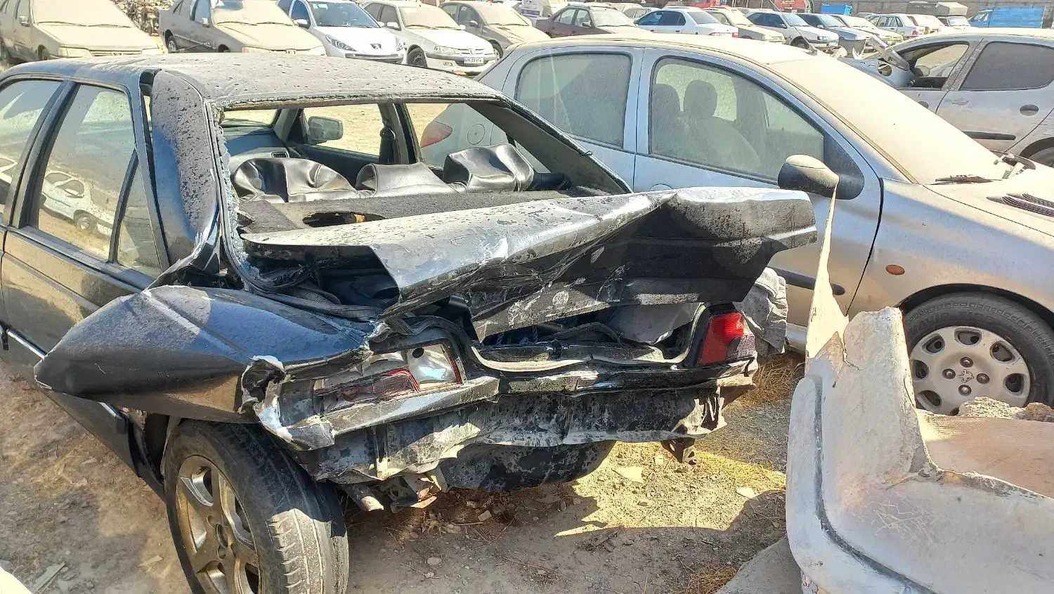 ۴۰۵ مدل ۸۳ ۳۰۰هزارتا کار|خودرو سواری و وانت|گرمدره, |دیوار