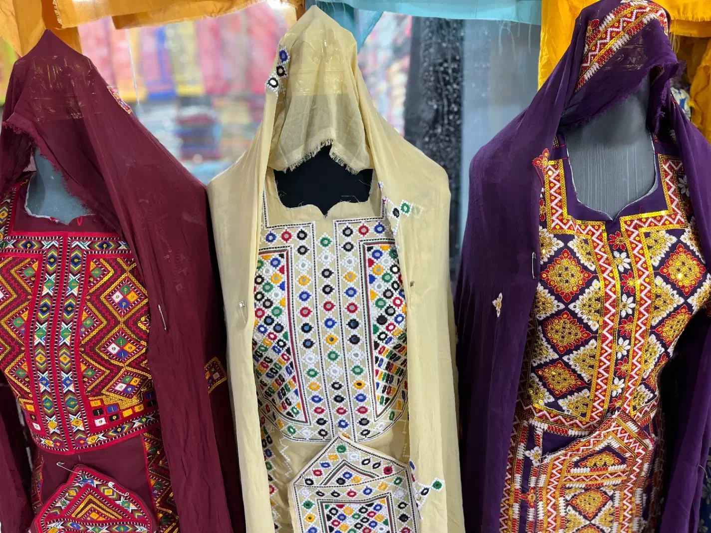 مغازه دو نبش ایرانشهر بهترین لوکیشن دکه بازار|فروش مغازه و غرفه|ایرانشهر, |دیوار