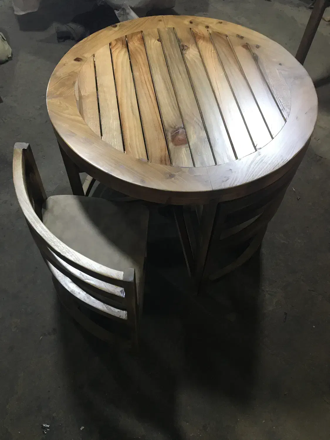 میز ناهارخوری گرد کم جا|میز و صندلی غذاخوری|پردیس, شهرک صنعتی خرمدشت فاز ۷|دیوار