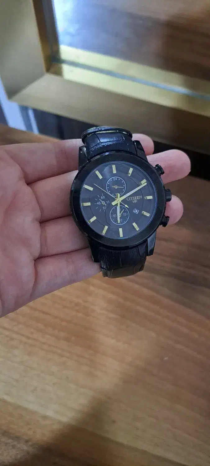 ساعت مچی|ساعت|قم, قلعه کامکار|دیوار