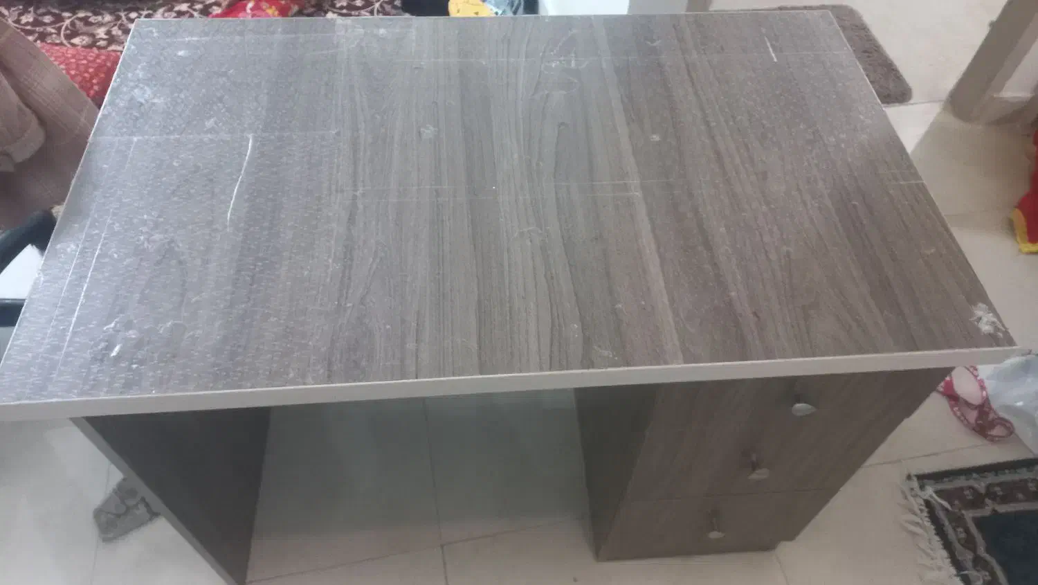 میز تحریر|میز تحریر و کامپیوتر|پردیس, فاز ۱|دیوار