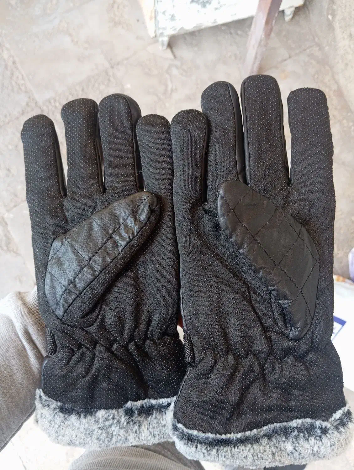 دستکش موتور نونو|لباس|هشتگرد, هشتگرد قدیم|دیوار