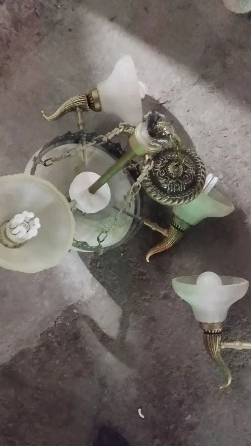 لوستر|لوستر و چراغ آویز|مشهد, هفت تیر (نه دره)|دیوار