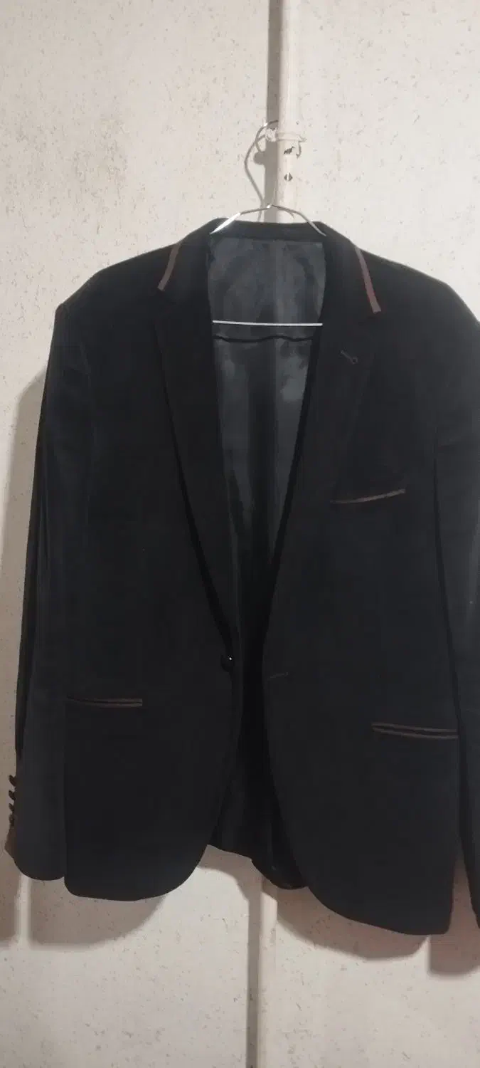 کت تک|لباس|کنگاور, |دیوار