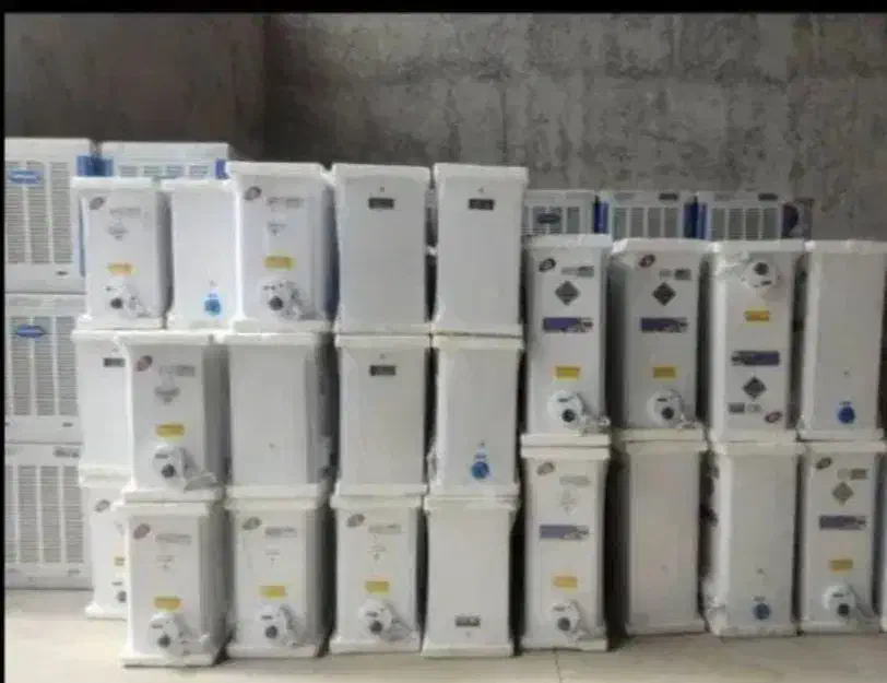 آبگرمکن دیواری کوچک و ۱۶۰ لیتری/ / امیررضا|آبگرمکن، پکیج، شوفاژ|ارومیه, |دیوار