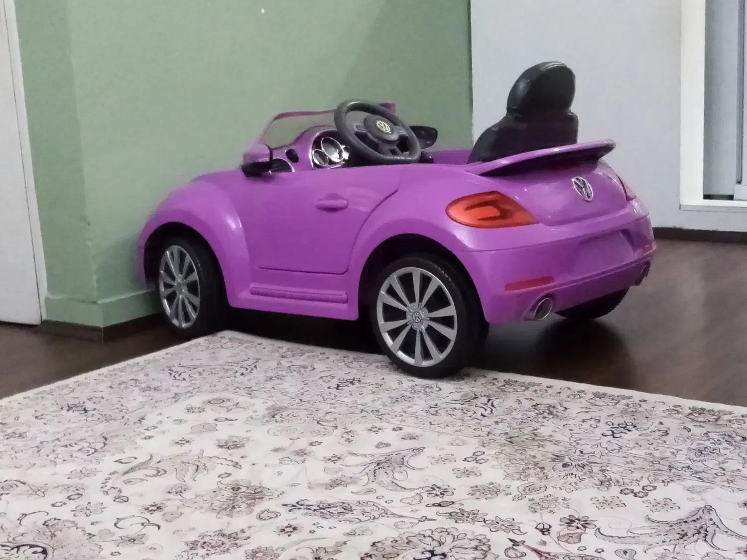 ماشین شارژی|اسباب‌بازی بچه|کرج, کرج نو|دیوار