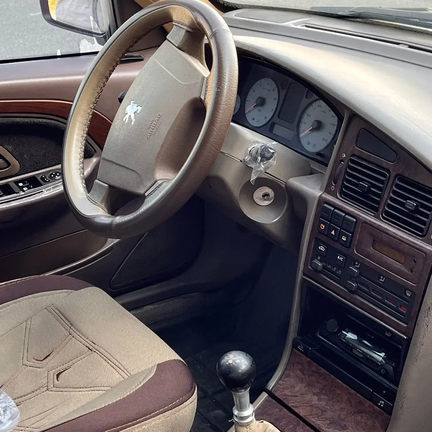 پارس۹۲|خودرو سواری و وانت|قم, دانش|دیوار