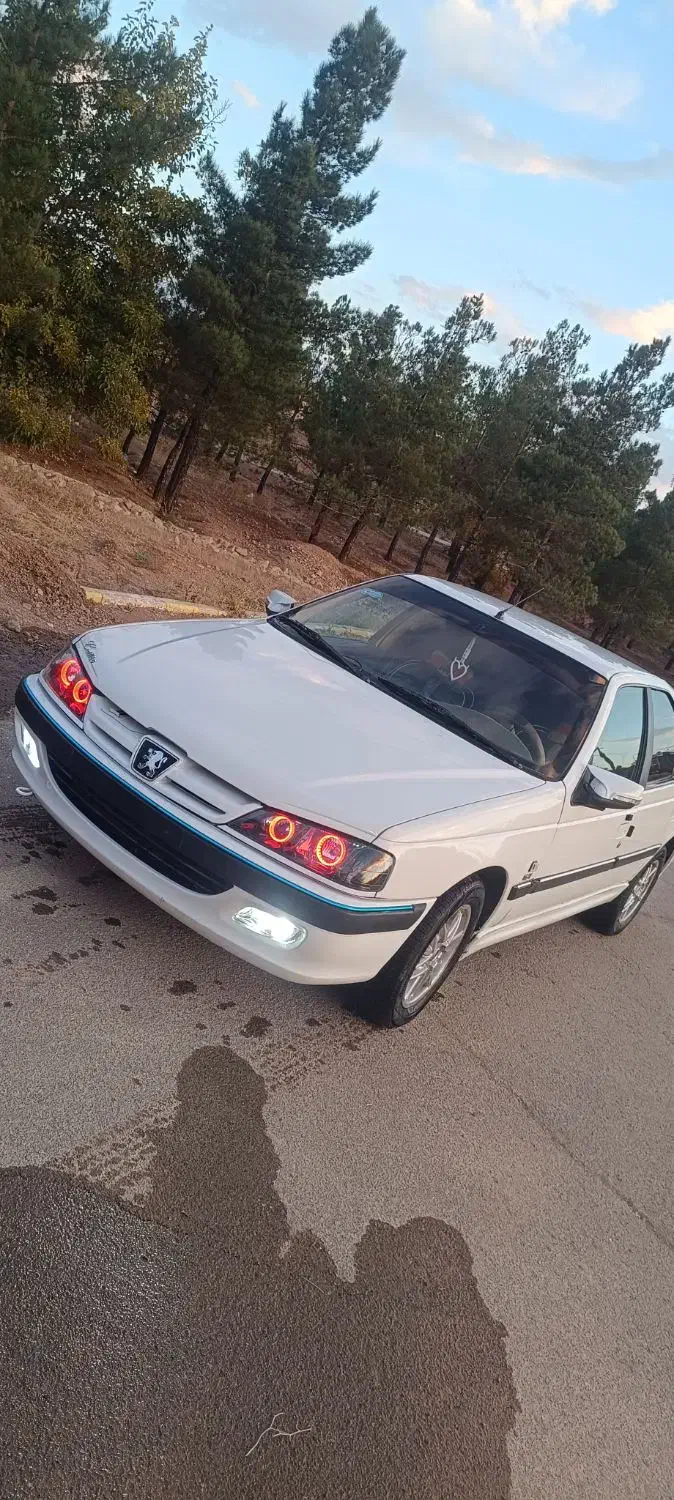 پژو پارس سفید اسپرت|خودرو سواری و وانت|مبارکه, |دیوار