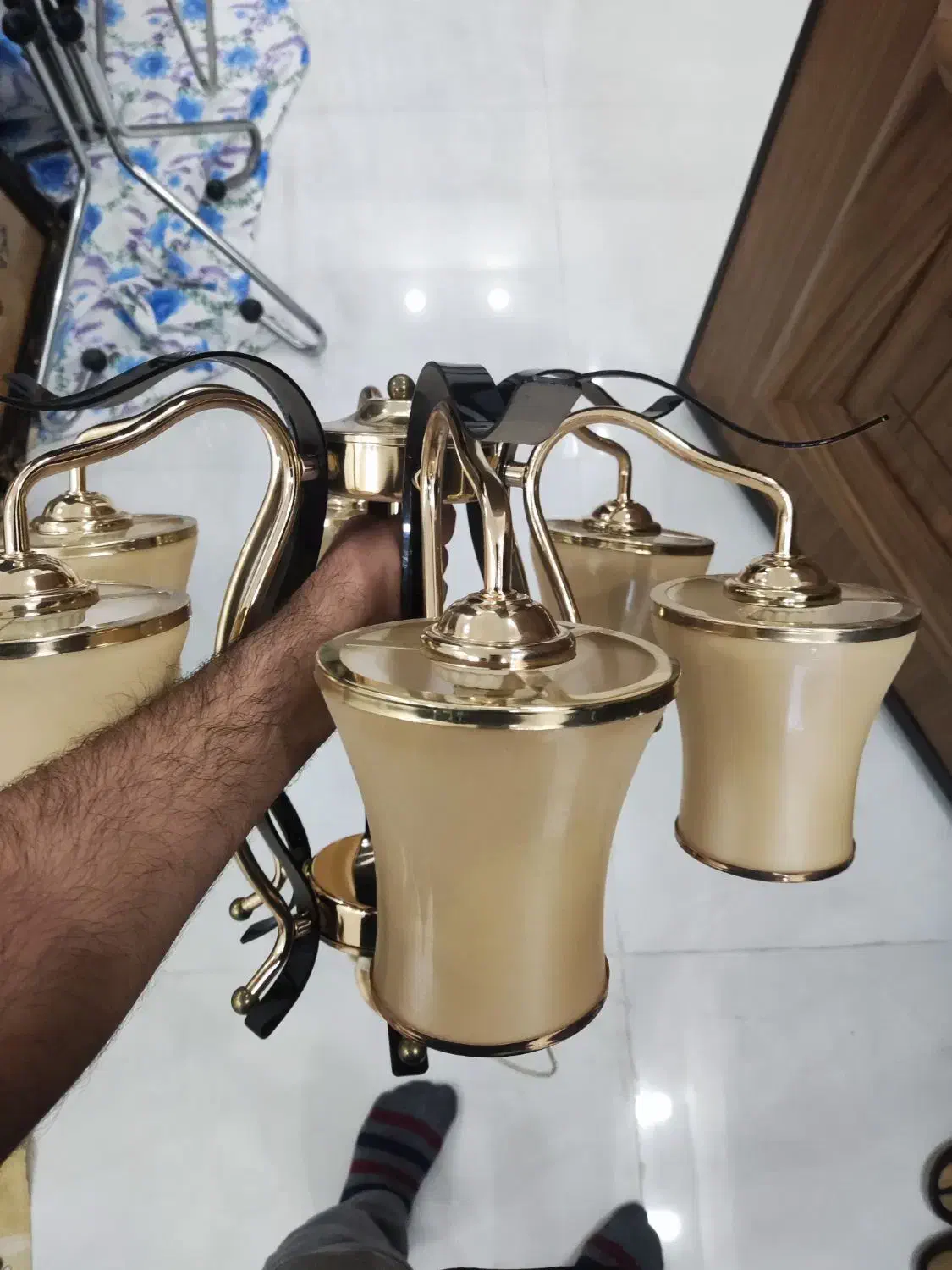 دو عدد لوستر باهم میفروشم|لوستر و چراغ آویز|قم, میرزائیه|دیوار