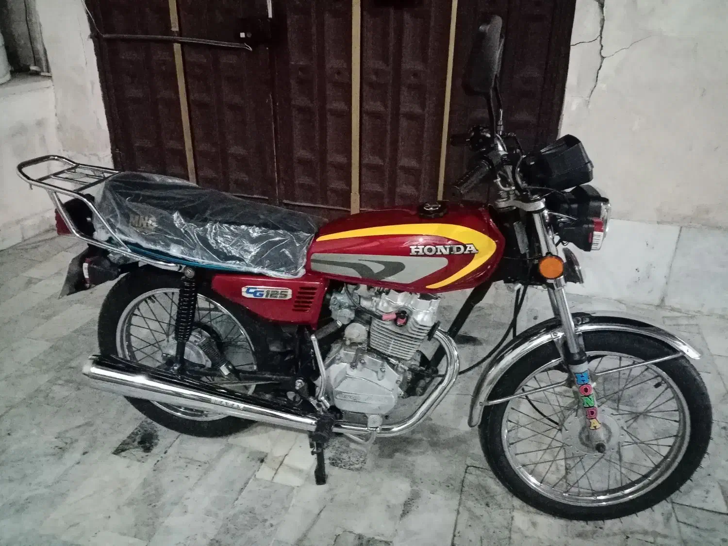 پرواز مدل 94 مدارک تکمیل|موتورسیکلت|گرگان, |دیوار