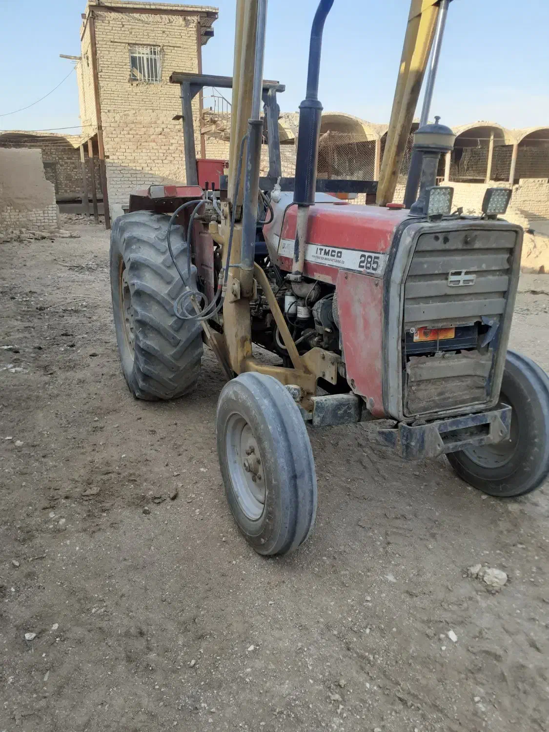 ۲۸۵ مدل ۸۶|خودرو سنگین|اصفهان, باغ زرشک|دیوار