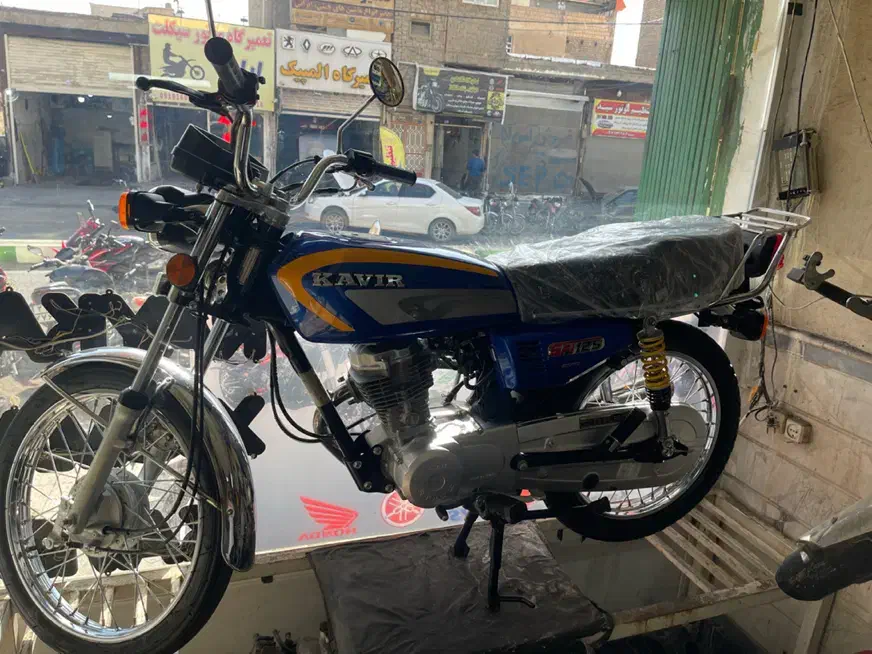 کویر ۱۴۰۲ در حد خشک نقد و‌اقساط|موتورسیکلت|یزدان شهر, |دیوار