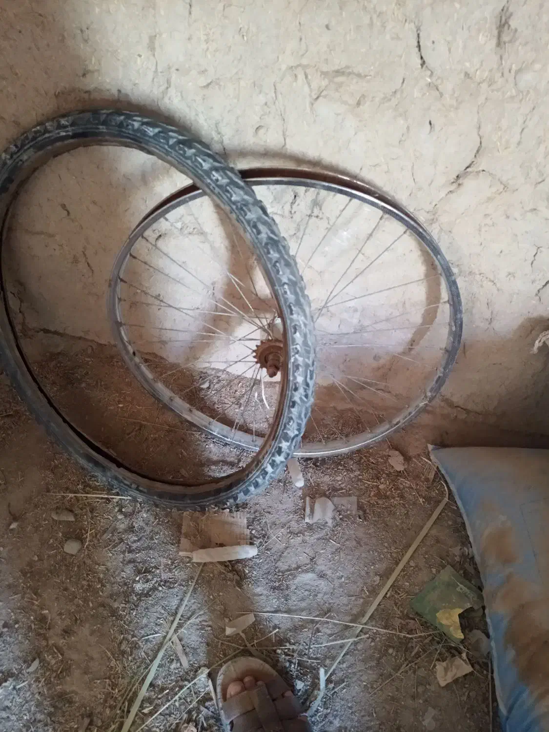 یک رینگ عقب برای دوچرخه 26|دوچرخه، اسکیت، اسکوتر|ایرانشهر, |دیوار