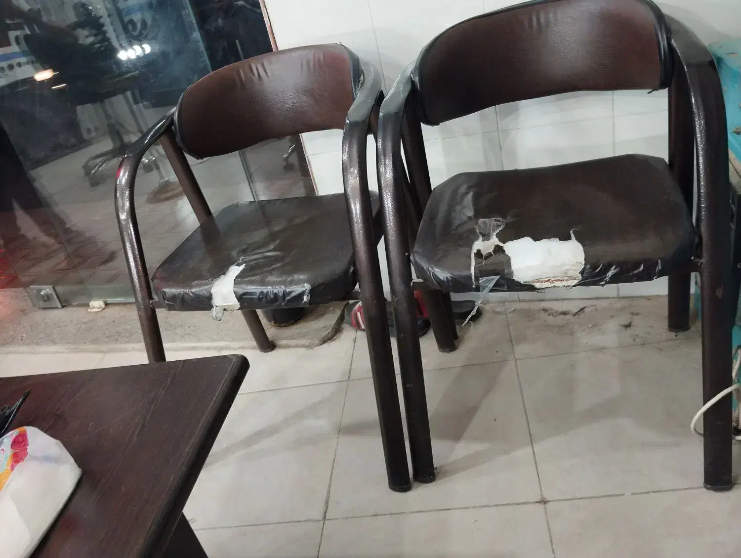 صندلی انتظار|صندلی و نیمکت|سبزوار, هویزه|دیوار