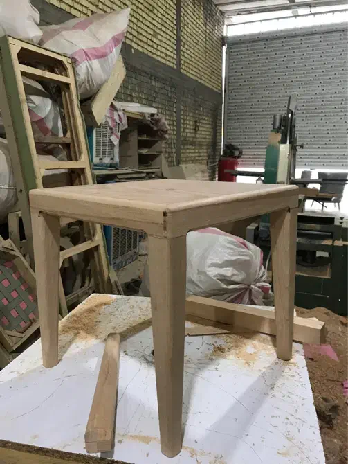 به یکنجار ماهر جهت ساخت میز و گلمیز نیازمندیم|استخدام صنعتی، فنی، مهندسی|شیراز, گچی|دیوار